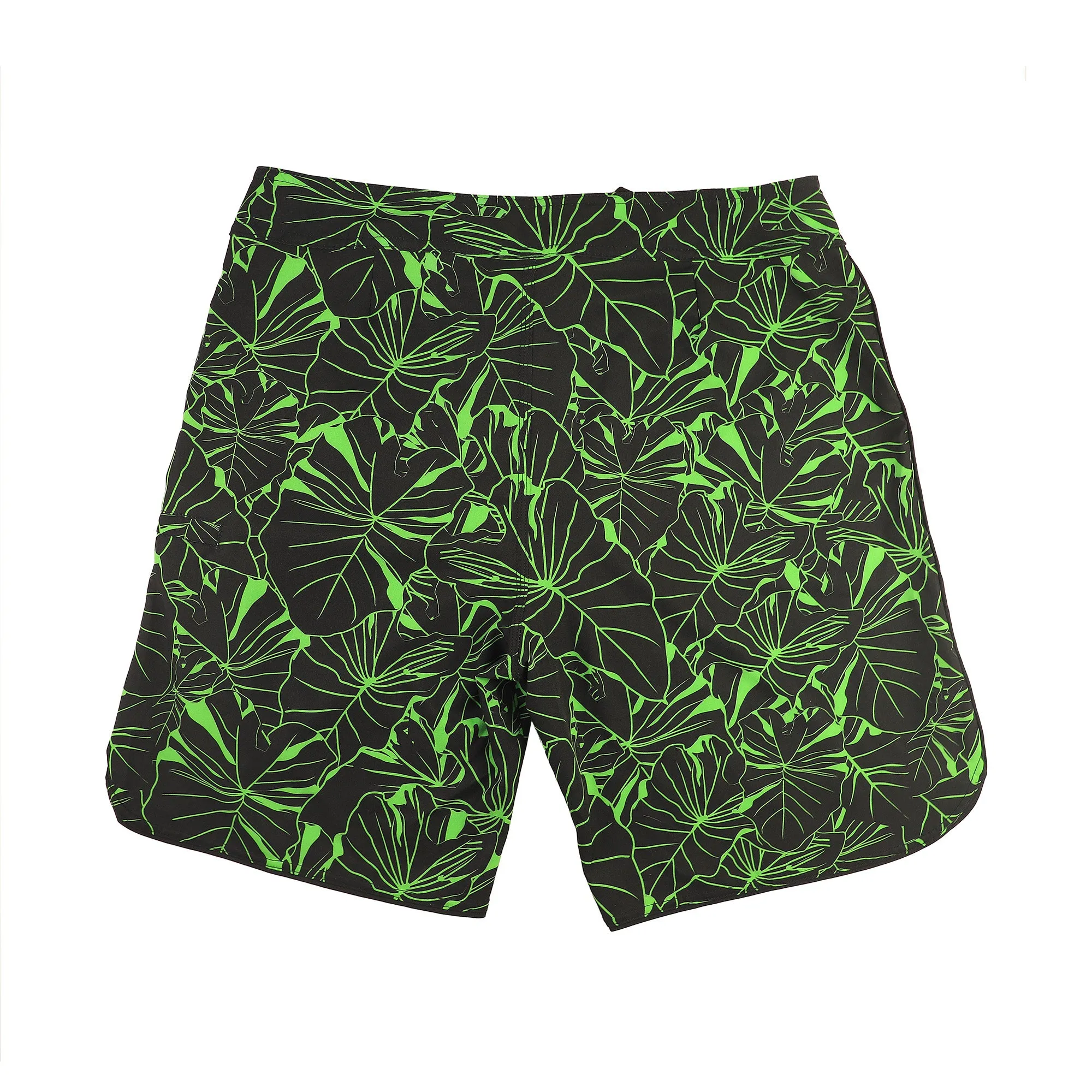 iwi Kalo Boardshorts in Black/Green