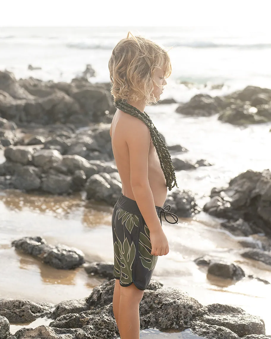 Kaikanialea Boys Boardies | Stretchy & Adjustable Waistband, Quick-Drying | Made from Regenerated Ocean Waste | Ullu Eleele