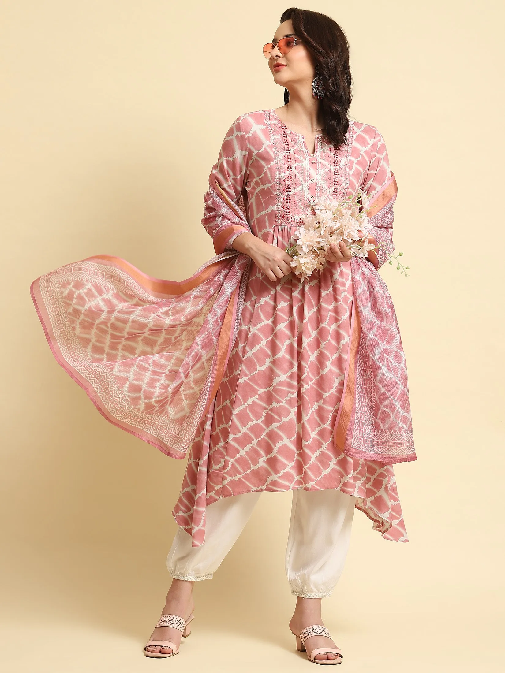Women Pink Tie Dye Printed Kurta Harem Pant Dupatta